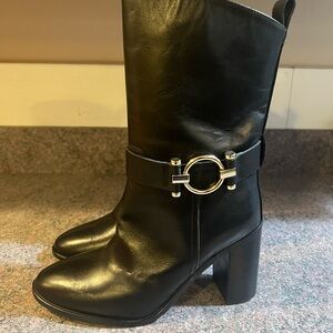 Elegant Black Heeled Boots with Buckle Detail